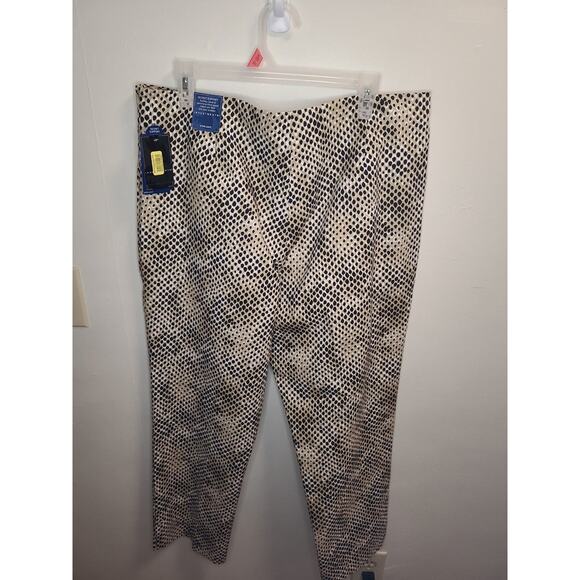 Investments Brand Womens Ankle Pants Size 18 Slimming Snakeskin Print NWT - Picture 5 of 8